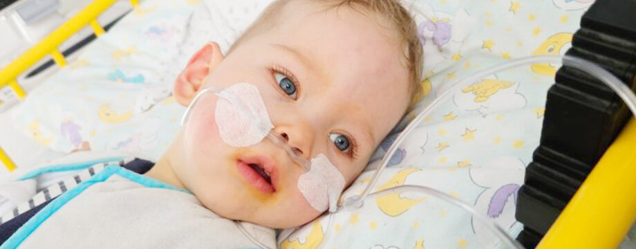 Jan ist eines von 17 Kindern weltweit, die unter dem extrem seltenen Gendefekt leiden. Foto: GoFundMe